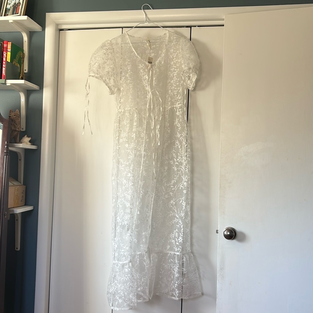 Tie-Front White Floral Bridal Dress Topper
